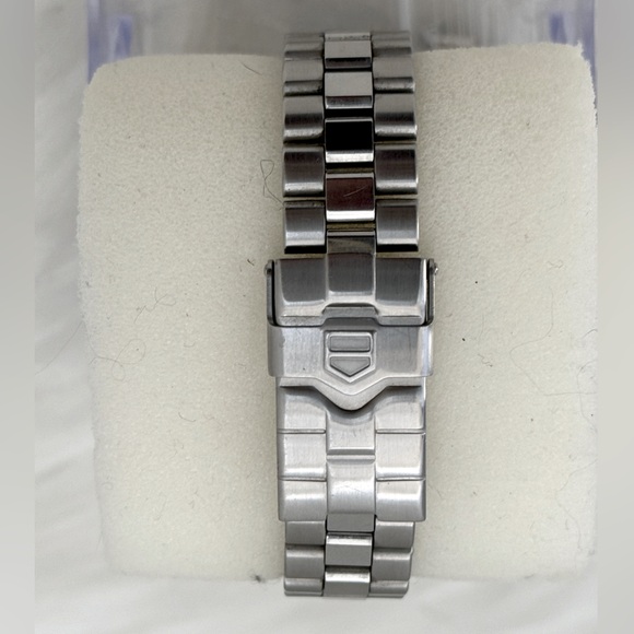 TAG HEUER Professional 2000 Quartz 29mm Blue Dial Ladies Watch - Picture 5 of 10